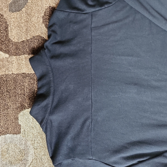 Men's Shirt - Picture 8 of 14